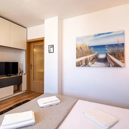 1bdrm Downtown Варна