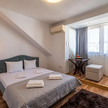 1bdrm Downtown * Varna
