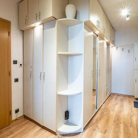 Lägenhet 1bdrm Downtown *
